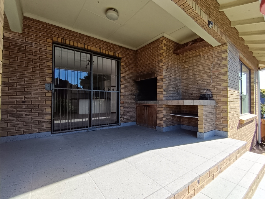 3 Bedroom Property for Sale in Noorsekloof Eastern Cape